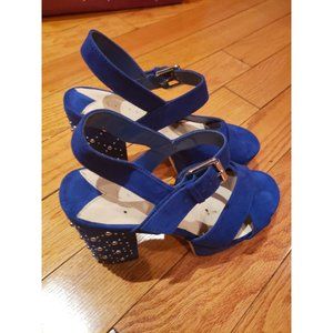 Leith cobalt blue faux suede studded sandals size 8